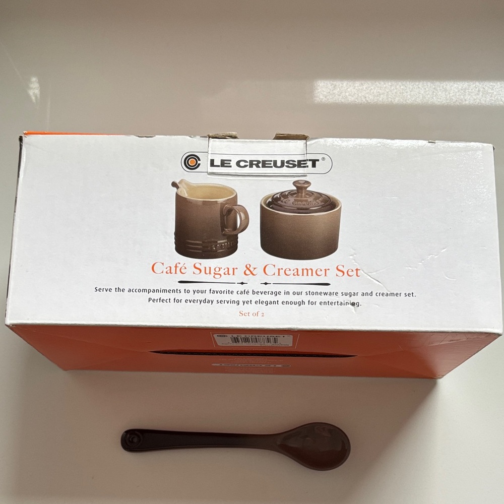 Le Creuset Oyster Café Sugar & Creamer Set with matching spoon